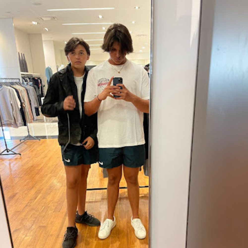 Meet your Posher, Esteban